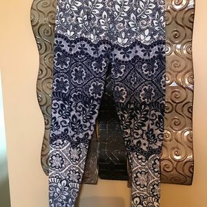 Agnes and dora leggings